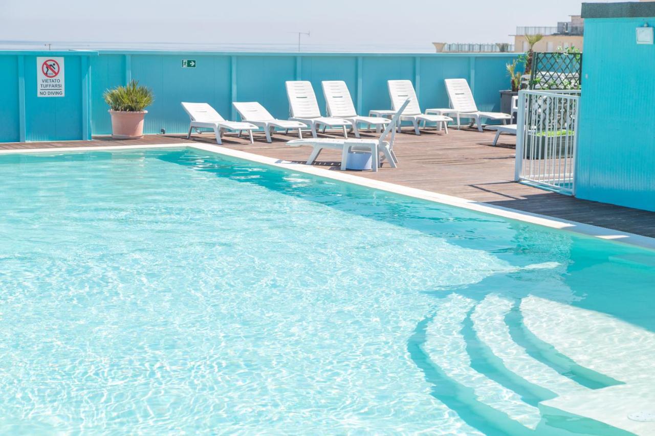 Hotel Elite كاتوليكا المظهر الخارجي الصورة